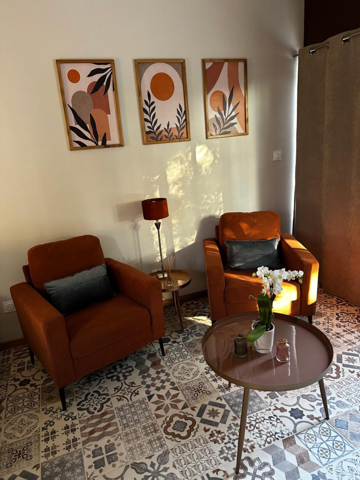 Appartement La Provence à Maubec  Extérieur photo